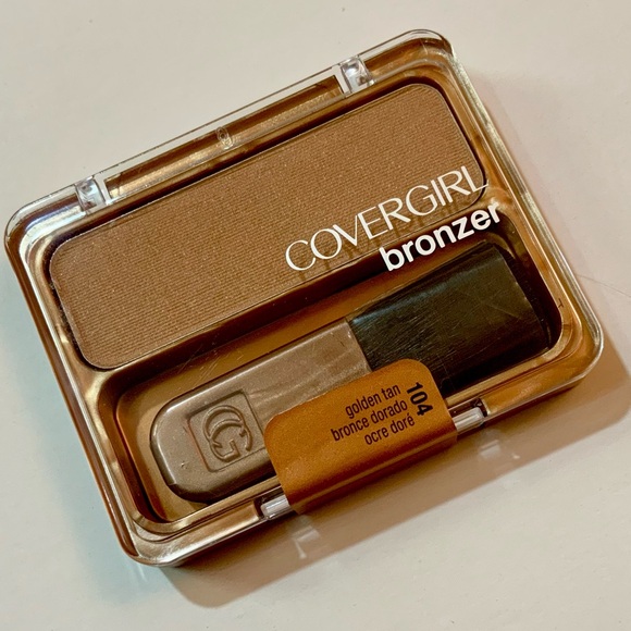 COVERGIRL Bronzer - Golden Tan (104) - Picture 4 of 5